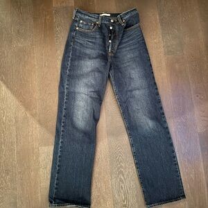 Levi’s Ribcage Straight Leg Jeans